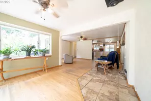 6776 Rochester St NE, Salem, OR 97305 - Photo 7