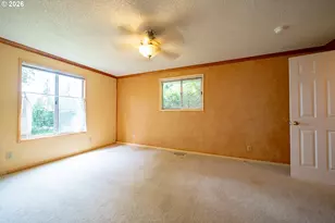 6776 Rochester St NE, Salem, OR 97305 - Photo 17