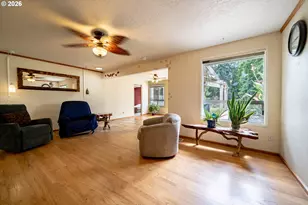 6776 Rochester St NE, Salem, OR 97305 - Photo 5