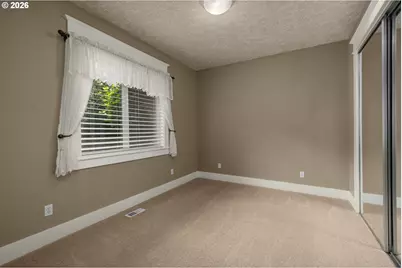 16 SE 46th Dr, Gresham, OR 97080 - Photo 29