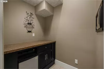 16 SE 46th Dr, Gresham, OR 97080 - Photo 35