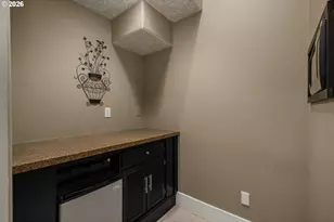 16 SE 46th Dr, Gresham, OR 97080 - Photo 35