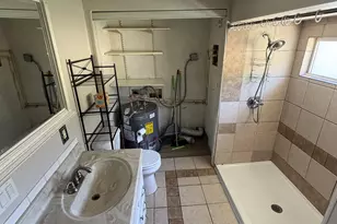 11612 N Island Cove Ln, Portland, OR 97217 - Photo 25