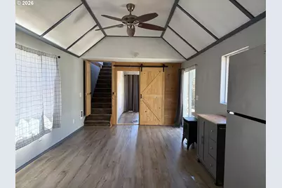 11612 N Island Cove Ln, Portland, OR 97217 - Photo 19