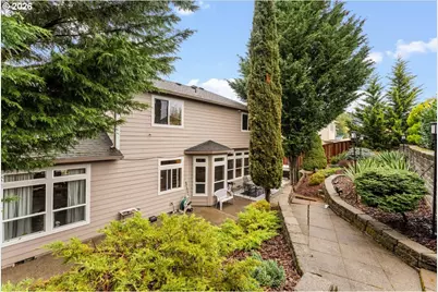 6338 SE Dunbar Dr, Portland, OR 97236 - Photo 41