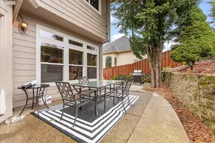 6338 SE Dunbar Dr, Portland, OR 97236 - Photo 35