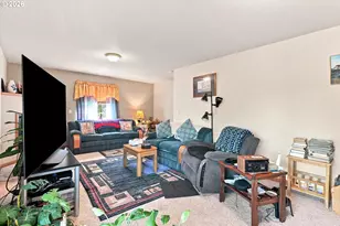 1710 SE Port Dr, Lincoln City, OR 97367 - Photo 3