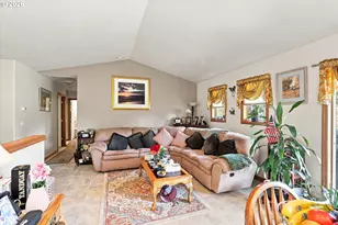 1710 SE Port Dr, Lincoln City, OR 97367 - Photo 9