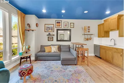 [Address not provided], Portland, OR 97214 - Photo 9