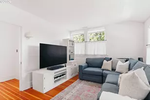 2030 S Military Rd, Portland, OR 97219 - Photo 39