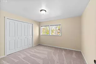 1043 F St, Springfield, OR 97477 - Photo 13