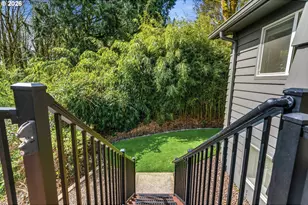 10455 SW Ridgeview Ln, Portland, OR 97219 - Photo 35