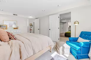 10455 SW Ridgeview Ln, Portland, OR 97219 - Photo 17