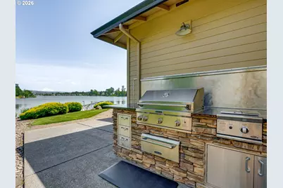 4066 NE Fairview Lake Way, Fairview, OR 97024 - Photo 43
