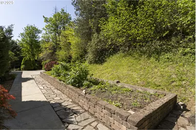 94 SE 46th Dr, Gresham, OR 97080 - Photo 35