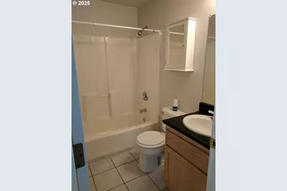 4470 Fergus Ave, Eugene, OR 97402 - Photo 7