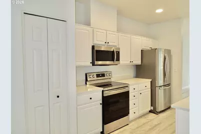 14110 SW Barrows Rd #1, Portland, OR 97223 - Photo 5