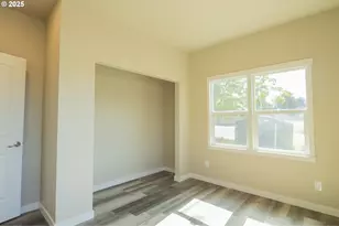 156 Cedar St, Yoncalla, OR 97499 - Photo 31