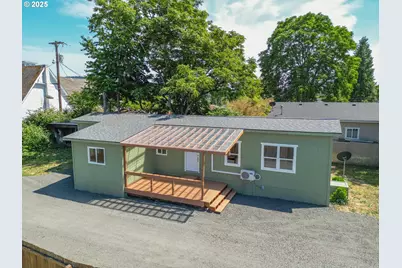 156 Cedar St, Yoncalla, OR 97499 - Photo 1