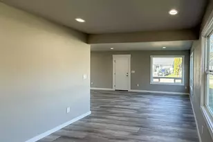 325 Railroad St, Brookings, OR 97415 - Photo 13