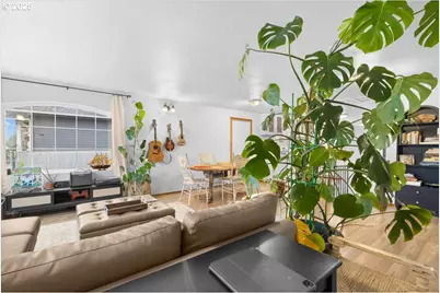 2305 7th St, Tillamook, OR 97141 - Photo 9