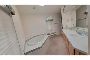 193 Clark St, Myrtle Creek, OR 97457 - Photo 29