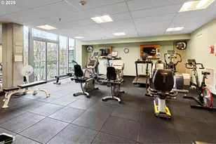 1221 SW 10th Ave, Portland, OR 97205 - Photo 37