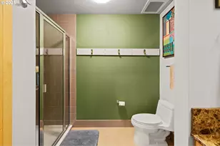 1221 SW 10th Ave, Portland, OR 97205 - Photo 15