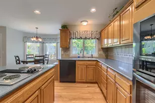 29536 SW Kings Ct, Wilsonville, OR 97070 - Photo 9