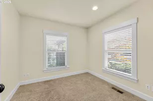 425 Roosevelt St, Oregon City, OR 97045 - Photo 23