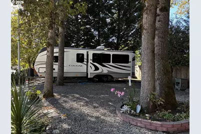 1747 SE 60th Ave, Hillsboro, OR 97123 - Photo 37