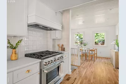 2560 NE 30th Ave, Portland, OR 97212 - Photo 11