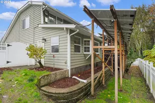 8914 NE 28th Pl, Vancouver, WA 98665 - Photo 33