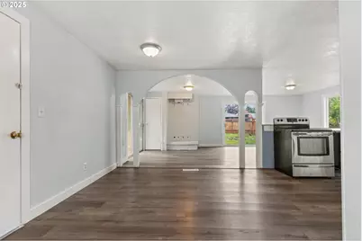 1203 NE 190th Pl, Portland, OR 97230 - Photo 15