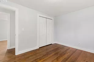 1203 NE 190th Pl, Portland, OR 97230 - Photo 25