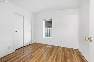 23140 NE Halsey St, Wood Village, OR 97060 - Photo 21