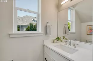 6804 NE 6th Ave, Portland, OR 97211 - Photo 9