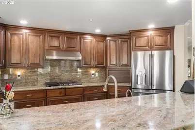 5525 SE Scenic Ln #301, Vancouver, WA 98661 - Photo 17