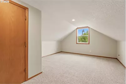 1905 N Westlake Loop, Newberg, OR 97132 - Photo 17