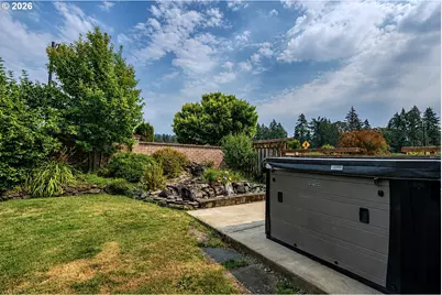 1905 N Westlake Loop, Newberg, OR 97132 - Photo 35