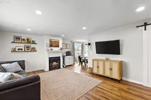 233 SE 3rd Ave, Canby, OR 97013 - Photo 5