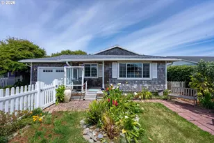 870 11th St SW, Bandon, OR 97411 - Photo 1