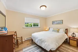870 11th St SW, Bandon, OR 97411 - Photo 13