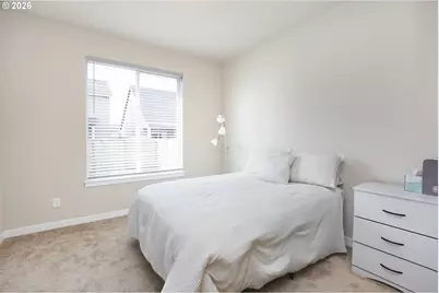 2437 W 8th Ave, Junction City, OR 97448 - Photo 11