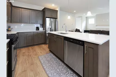 2437 W 8th Ave, Junction City, OR 97448 - Photo 7