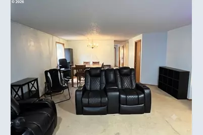 6844 SE Borwick St, Hillsboro, OR 97123 - Photo 5