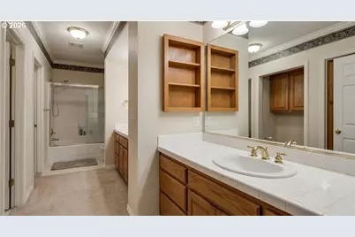 6844 SE Borwick St, Hillsboro, OR 97123 - Photo 17