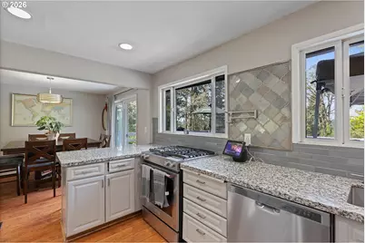 14110 Thurman St, Oregon City, OR 97045 - Photo 7