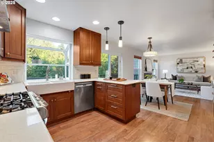 154 NE Danbury Ave, Hillsboro, OR 97124 - Photo 15