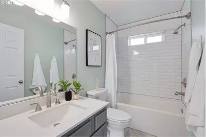 154 NE Danbury Ave, Hillsboro, OR 97124 - Photo 29